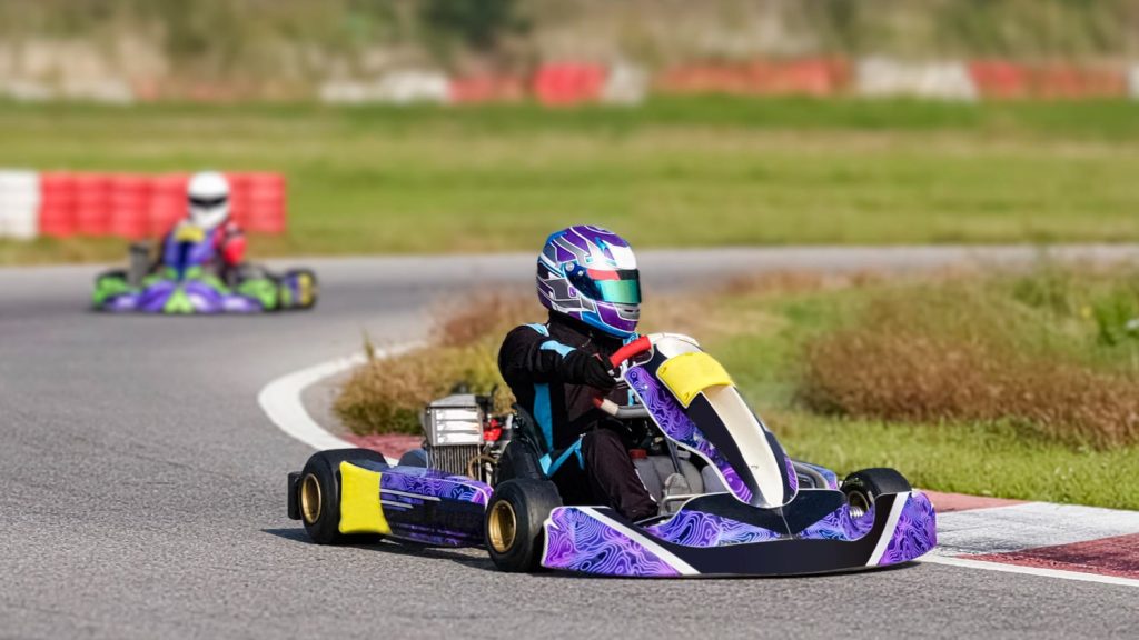 karting-championship-race-min